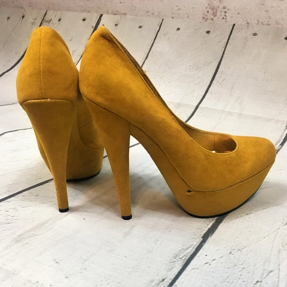 JustFab Shoes - Mustard Yellow Platform Pumps